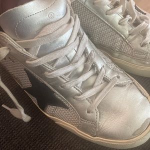 Golden Goose Deluxe Brand GGDB Silver Metallic Superstar Low-top Sneakers